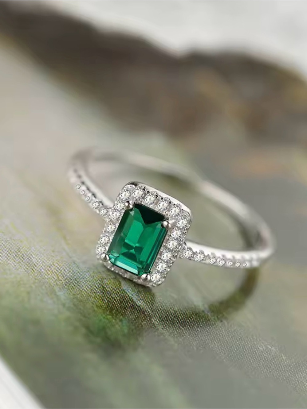 Emerald Green Halo Ring Sparkling Rectangular Cut Luxury Statement Ring Size 8